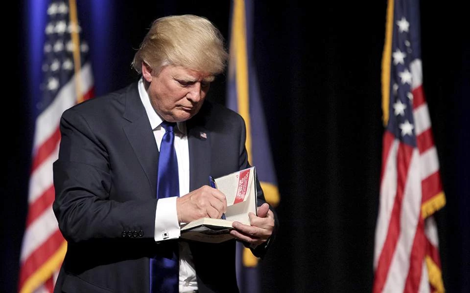 Τραμπ υπέρ Σκοπίων: «Η “Μακεδονία” να είναι υπερήφανη – Ιστορική η συμφωνία των Πρεσπών» – Πρωτοφανής στήριξη στην ΠΓΔΜ